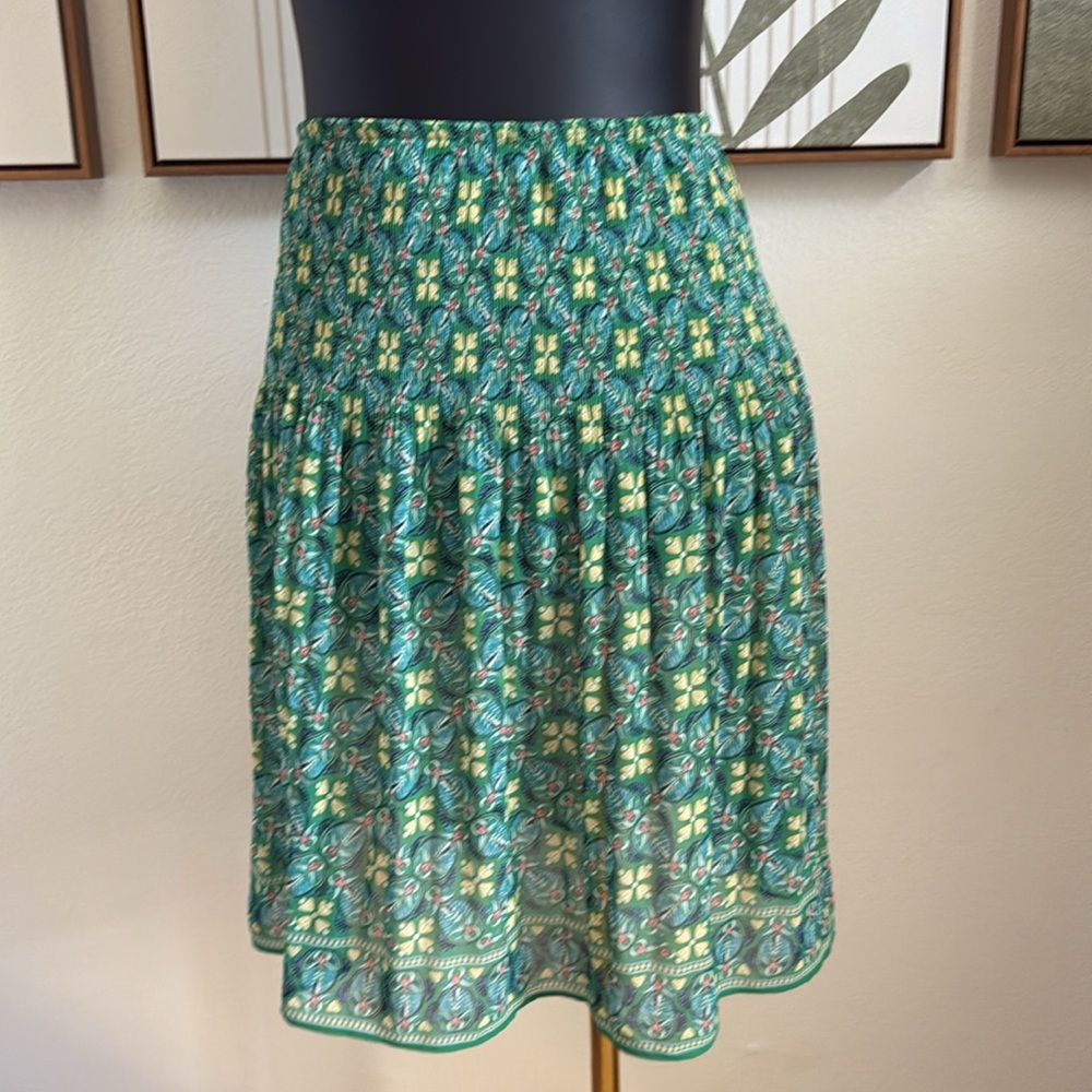 Max Studio Green A-Line Knee-Length Skirt